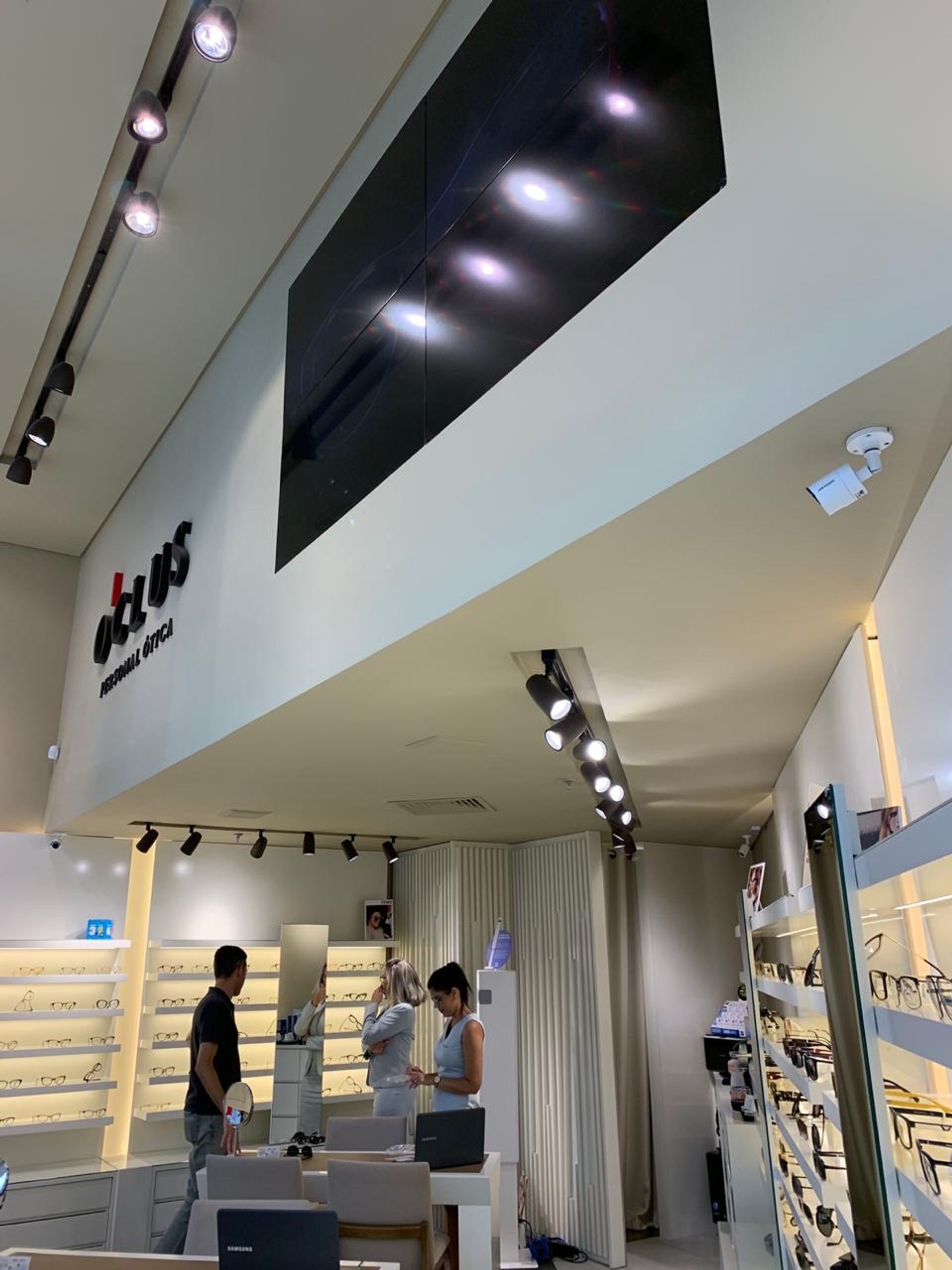 O'Clus - Shopping Praiamar