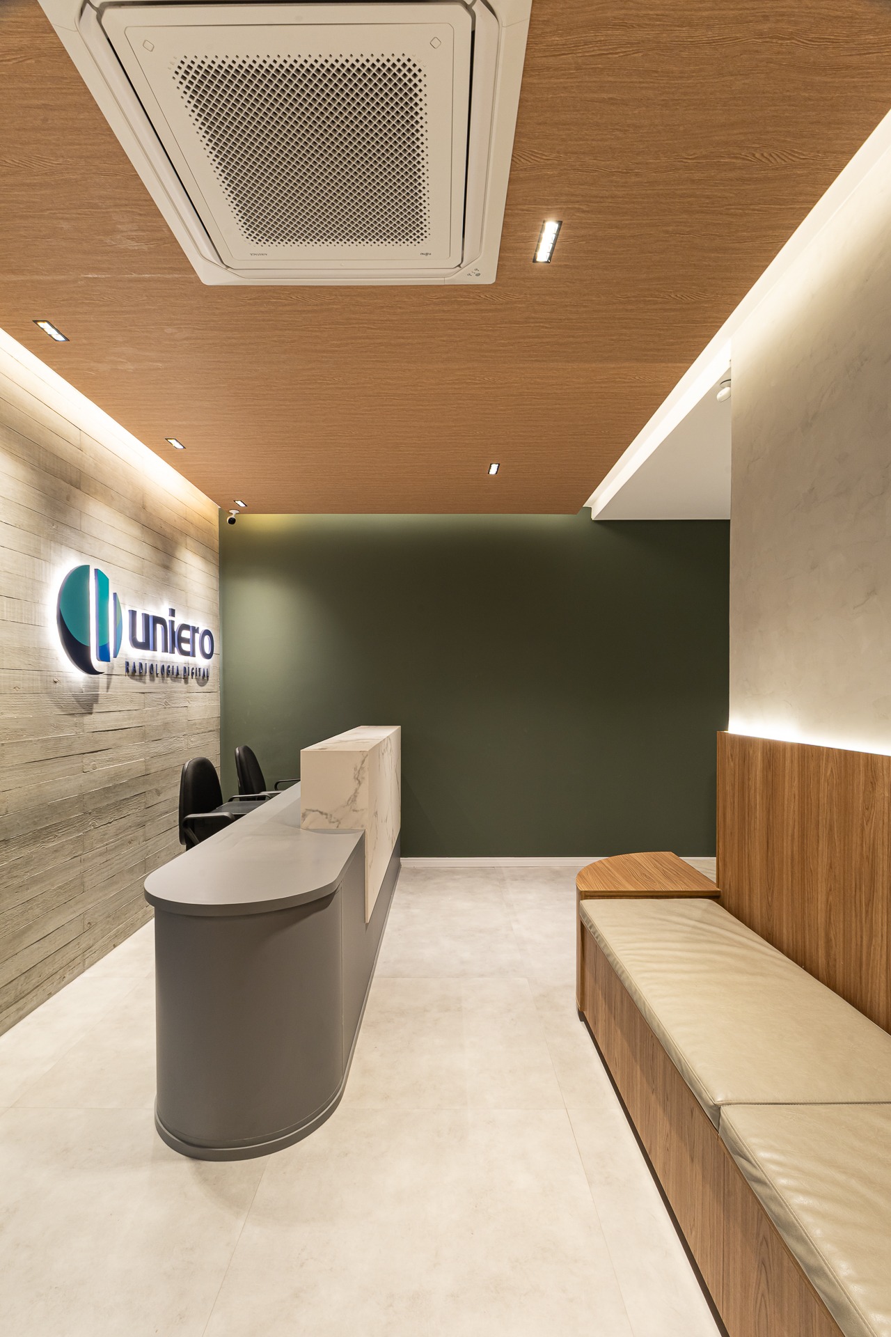 Uniero - Studio B+
